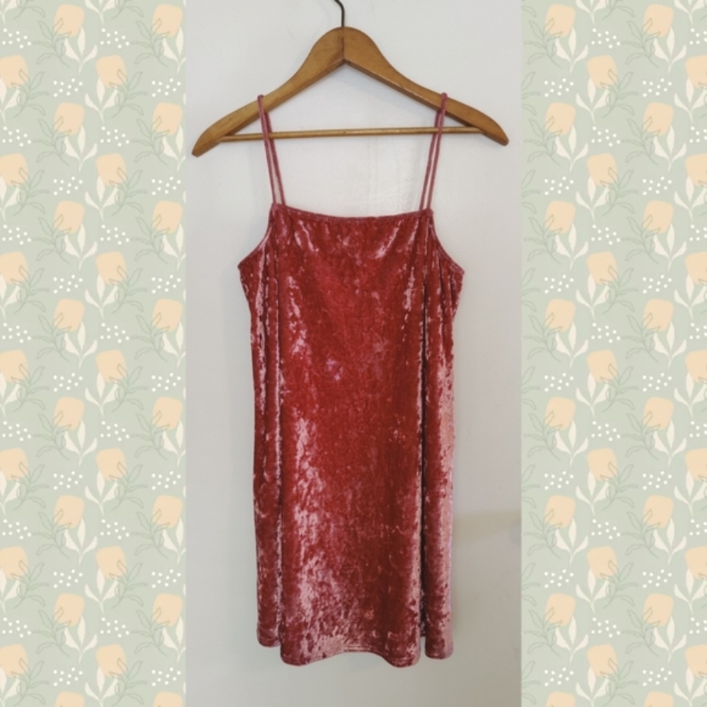 RVCA Pink Crushed Velvet Dress w/ Pockets- Grunge Skater Whimsygoth 90s Goth